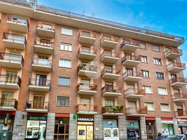 appartamento in vendita a Torino in zona Borgata Vittoria