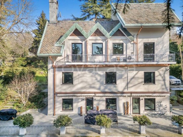 casa indipendente in vendita a Torino in zona Sassi