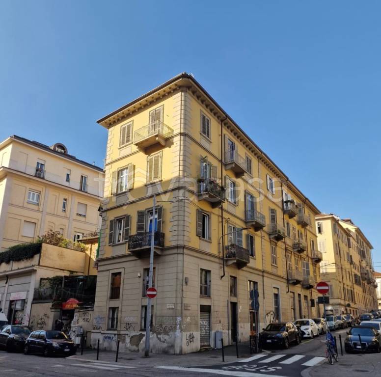 appartamento in vendita a Torino in zona Aurora