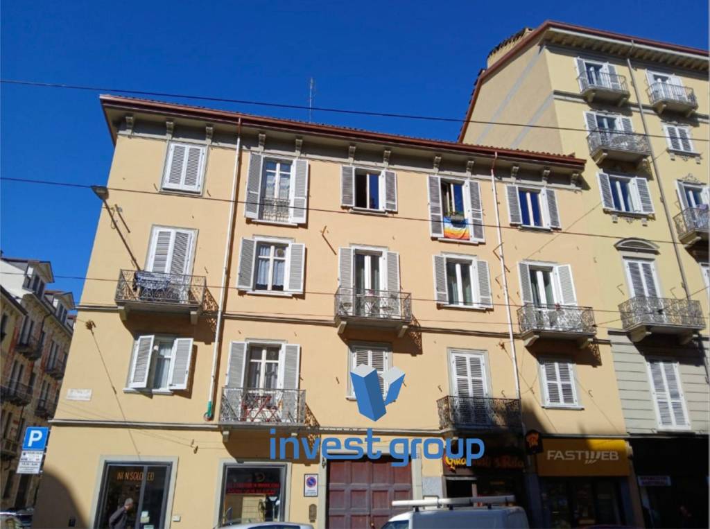 locale commerciale in vendita a Torino in zona Centro Storico