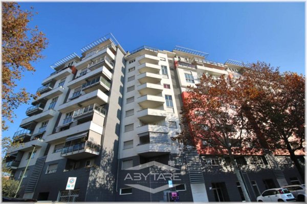 appartamento in vendita a Torino in zona Lingotto