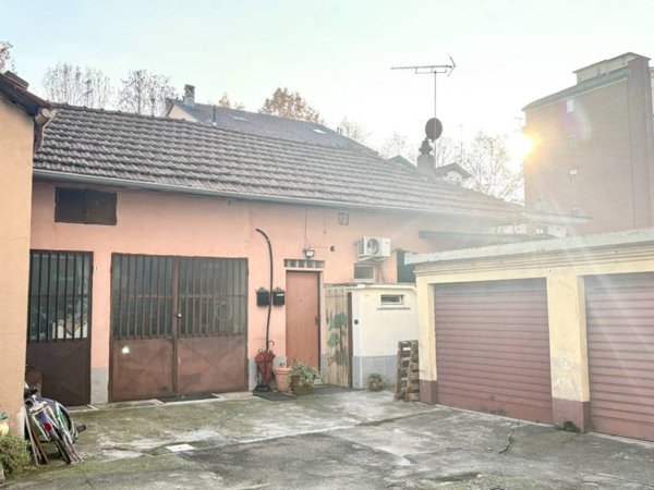 appartamento in vendita a Torino in zona Lucento