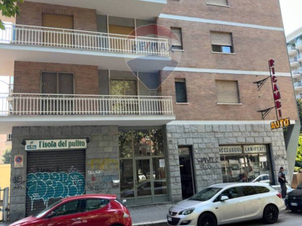 negozio in vendita a Torino in zona Santa Rita