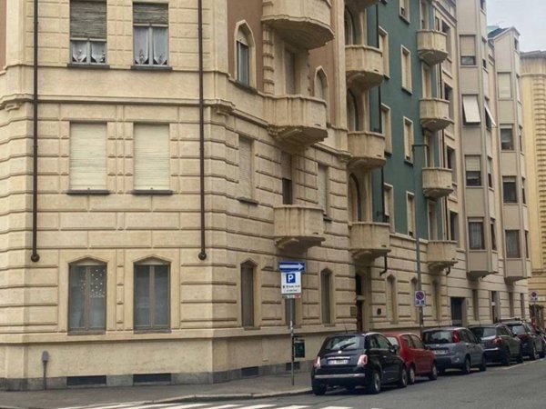 ufficio in vendita a Torino in zona Campidoglio
