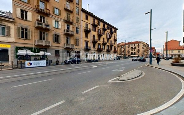 appartamento in vendita a Torino in zona Regio Parco