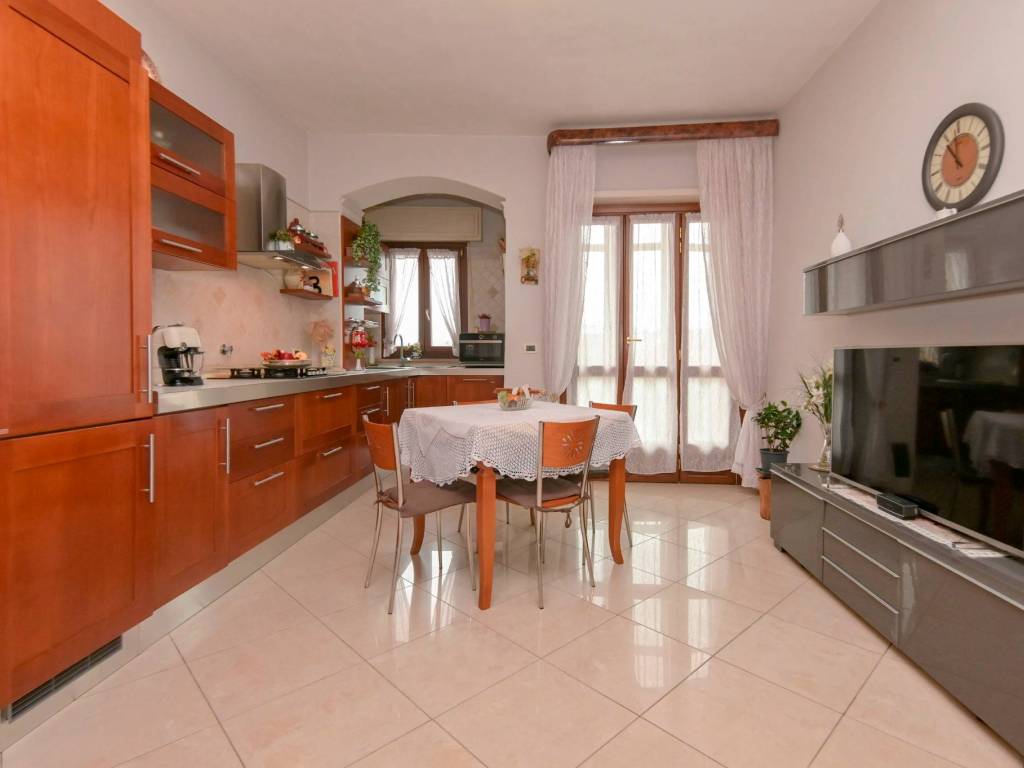 appartamento in vendita a Torino in zona Rebaudengo