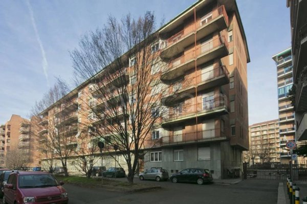 appartamento in vendita a Torino in zona Mirafiori Nord