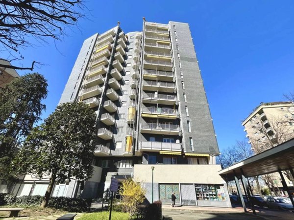appartamento in vendita a Torino in zona Mirafiori Sud