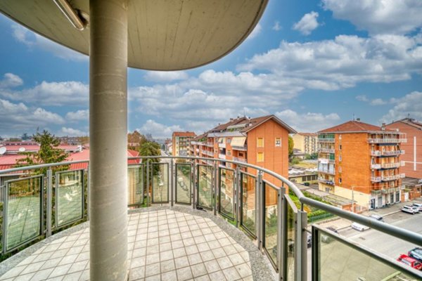 appartamento in vendita a Torino in zona Parella