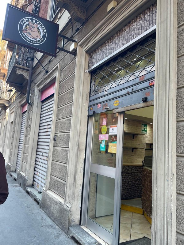 negozio in vendita a Torino in zona Borgo San Paolo
