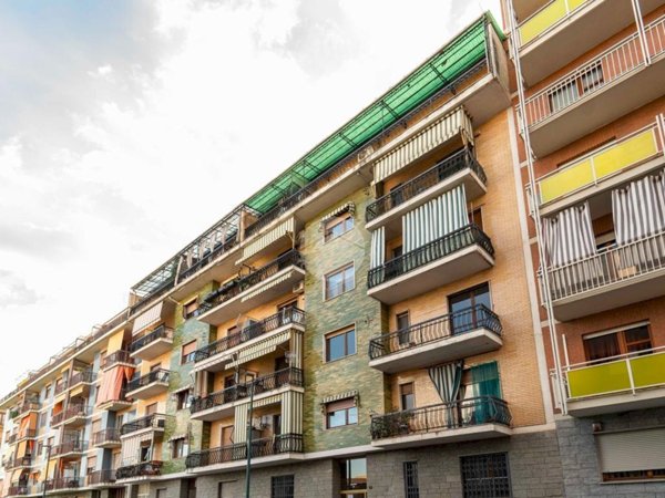 appartamento in vendita a Torino in zona Borgata Vittoria