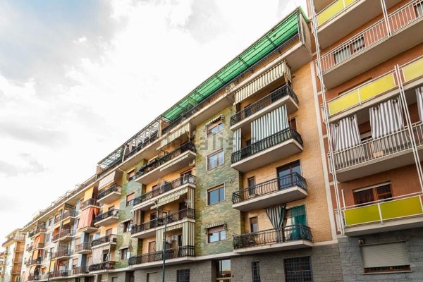 appartamento in vendita a Torino in zona Borgata Vittoria