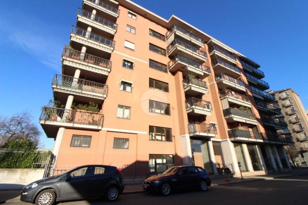 appartamento in vendita a Torino in zona Mirafiori Nord