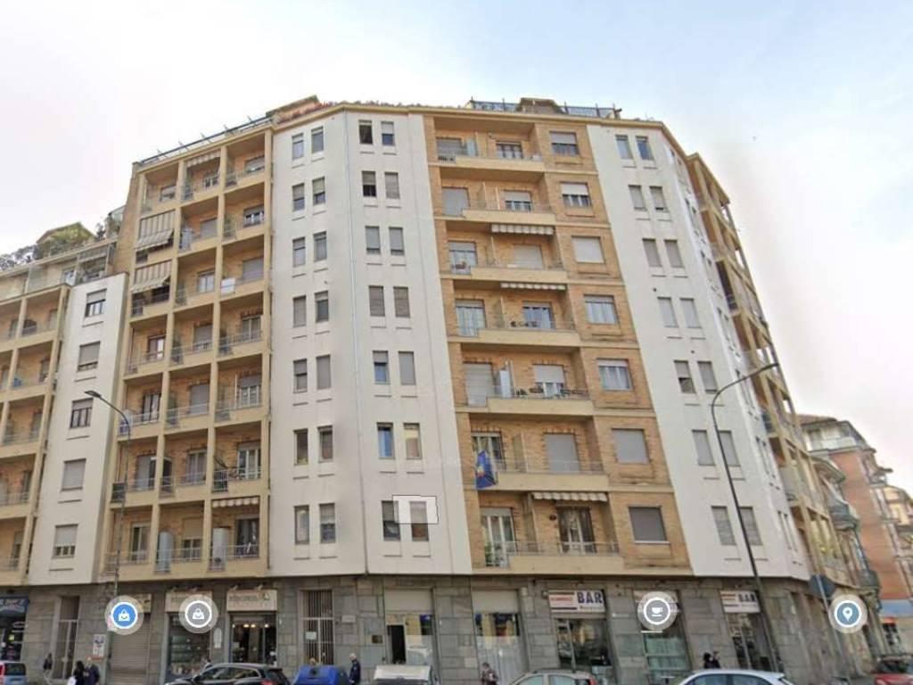 negozio in vendita a Torino in zona Rebaudengo