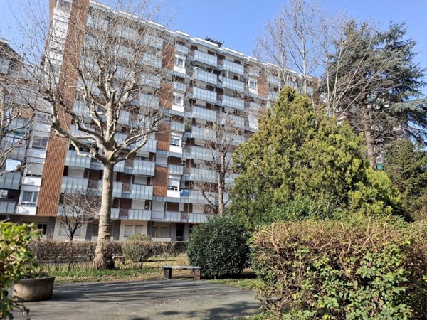appartamento in vendita a Torino in zona Lingotto
