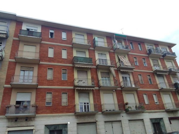 appartamento in vendita a Torino in zona Mirafiori Sud