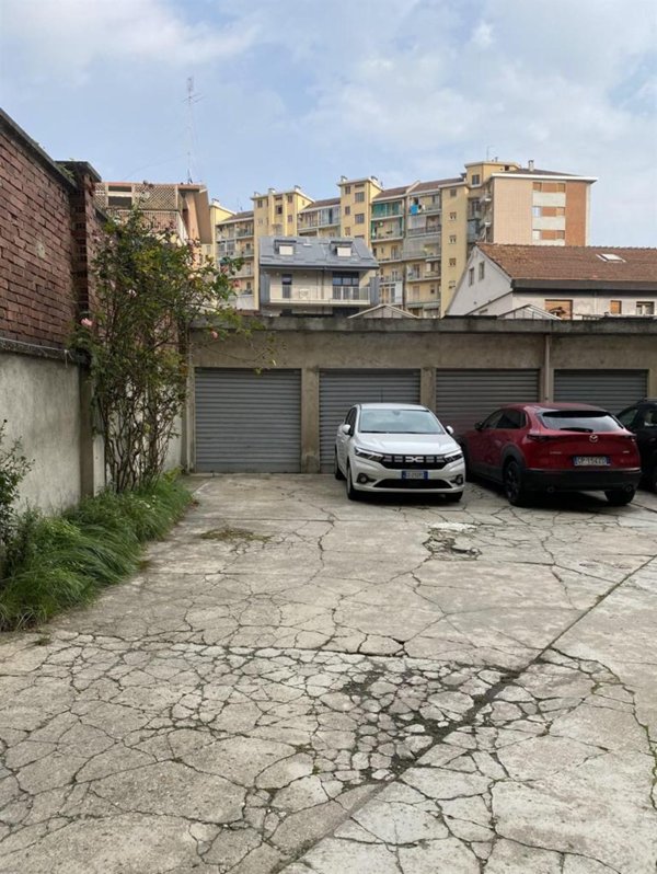 appartamento in vendita a Torino in zona Parella