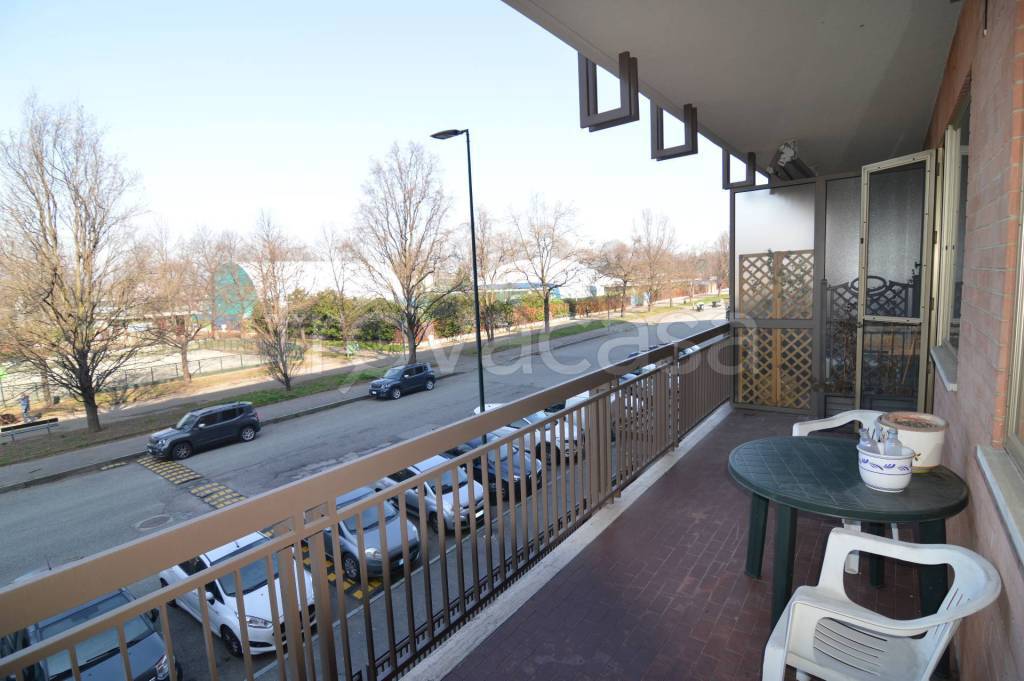 appartamento in vendita a Torino in zona Mirafiori Nord