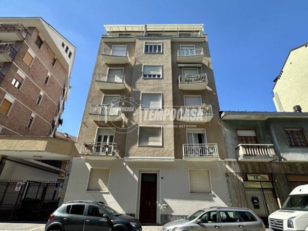 appartamento in vendita a Torino in zona Borgo San Paolo