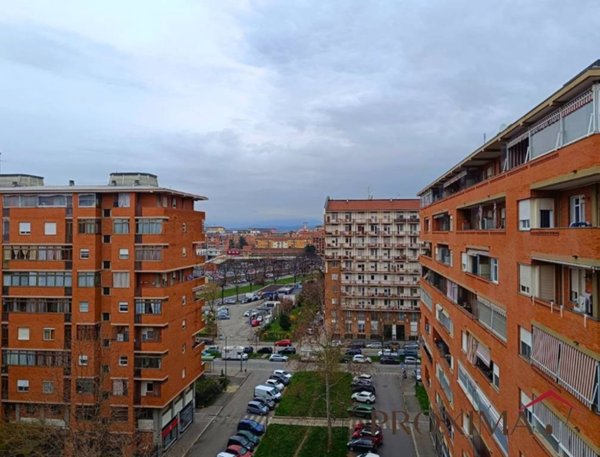 appartamento in vendita a Torino in zona Mirafiori Sud