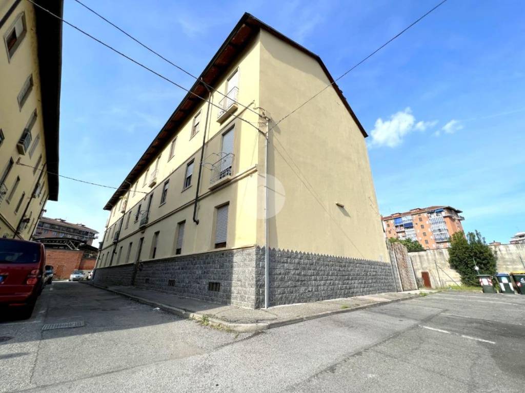 appartamento in vendita a Torino in zona Lucento