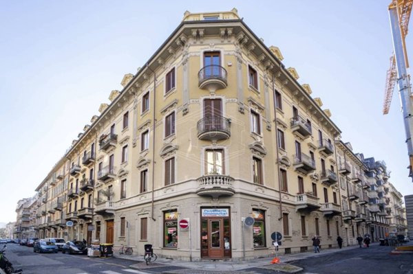 appartamento in vendita a Torino in zona Crocetta