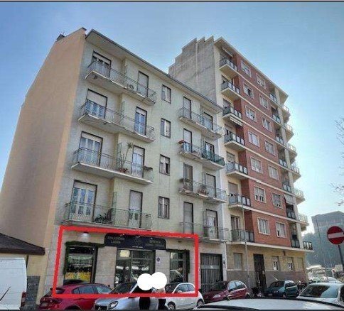locale commerciale in vendita a Torino