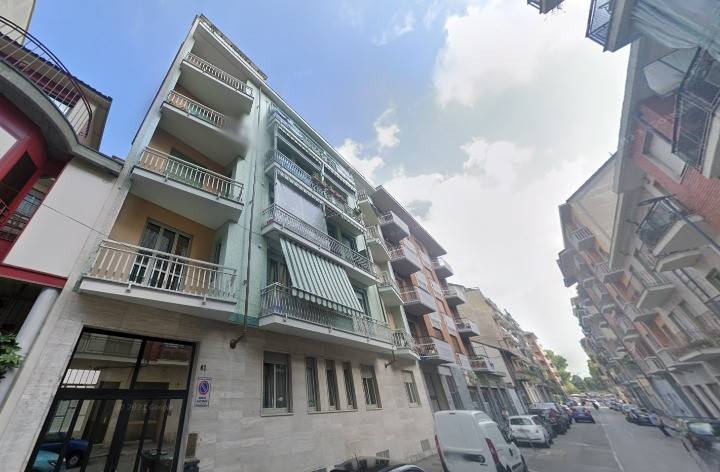 appartamento in vendita a Torino in zona Parella