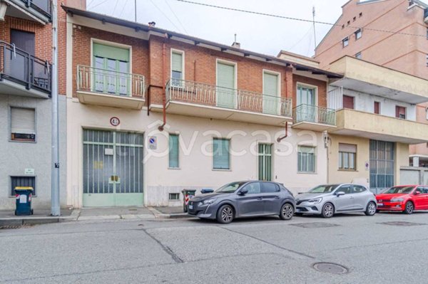 negozio in vendita a Torino in zona Parella
