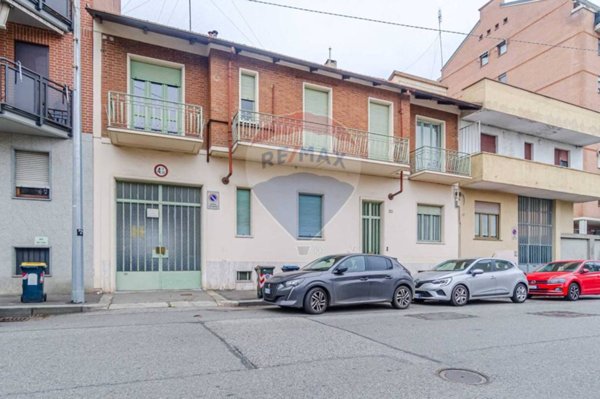 negozio in vendita a Torino in zona Parella