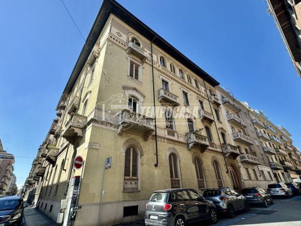 appartamento in vendita a Torino in zona San Salvario