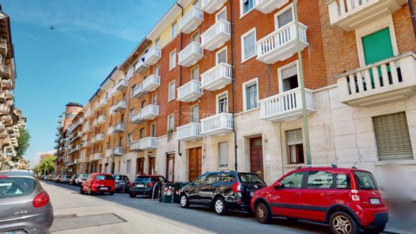 appartamento in vendita a Torino in zona Parella