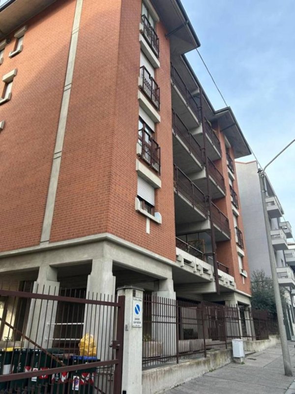 appartamento in vendita a Torino in zona Santa Rita