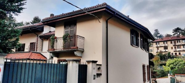 casa indipendente in vendita a Torino in zona Cavoretto