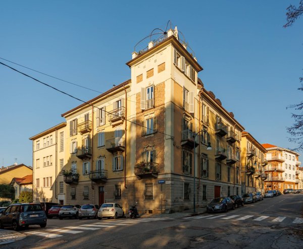 appartamento in vendita a Torino in zona Madonna del Pilone