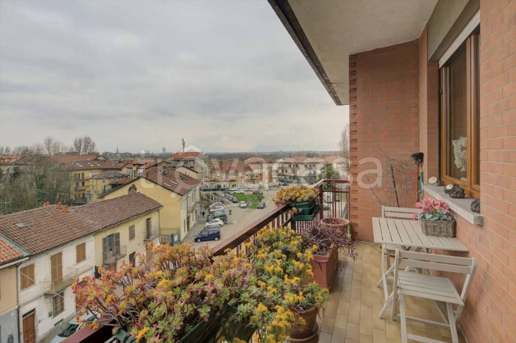 appartamento in vendita a Torino in zona Sassi