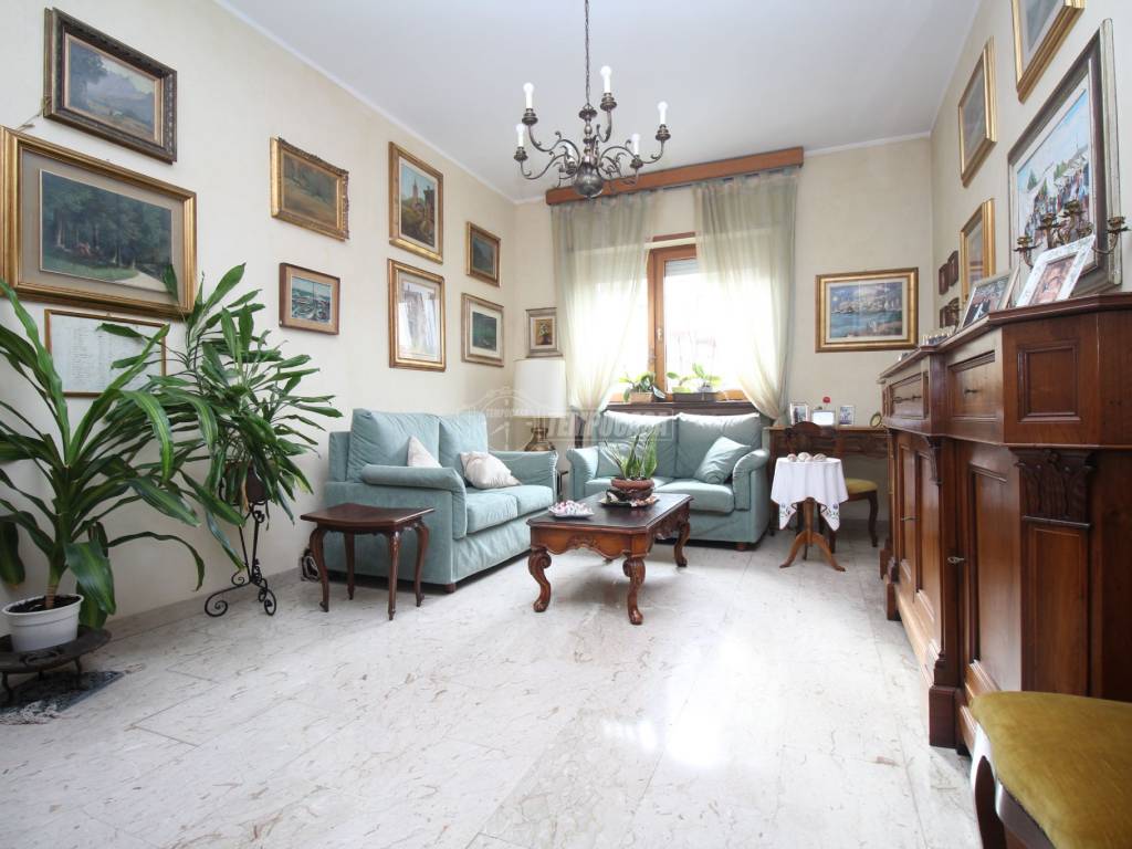 appartamento in vendita a Torino in zona Santa Rita