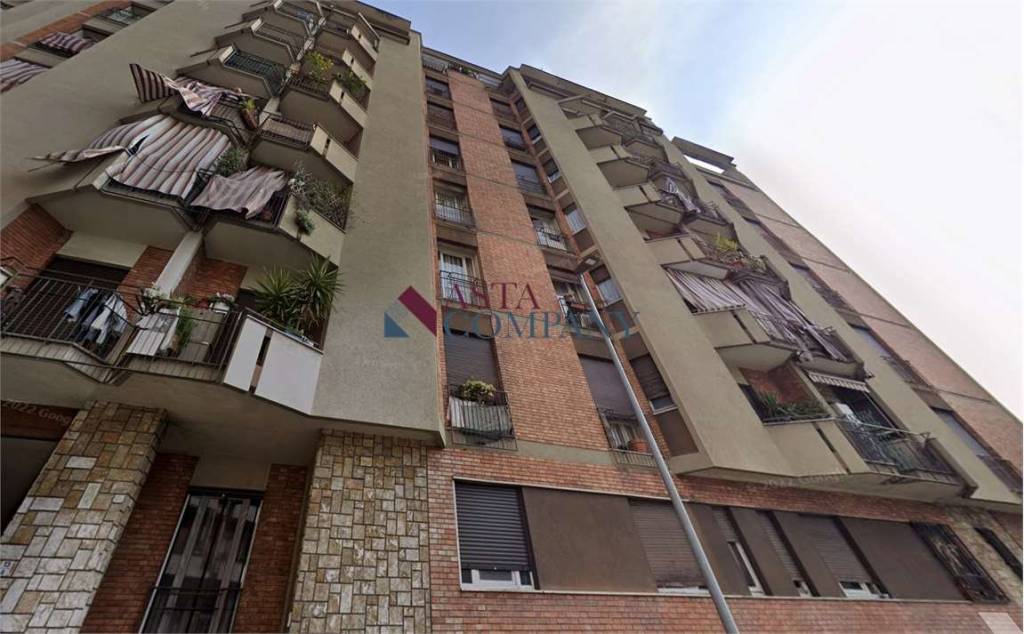 appartamento in vendita a Torino in zona Aurora