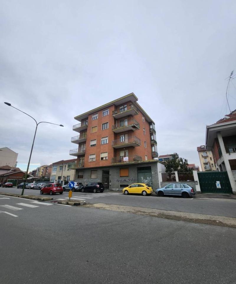 appartamento in vendita a Torino in zona Mirafiori Sud
