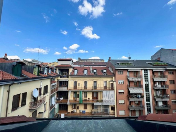 appartamento in vendita a Torino in zona San Salvario