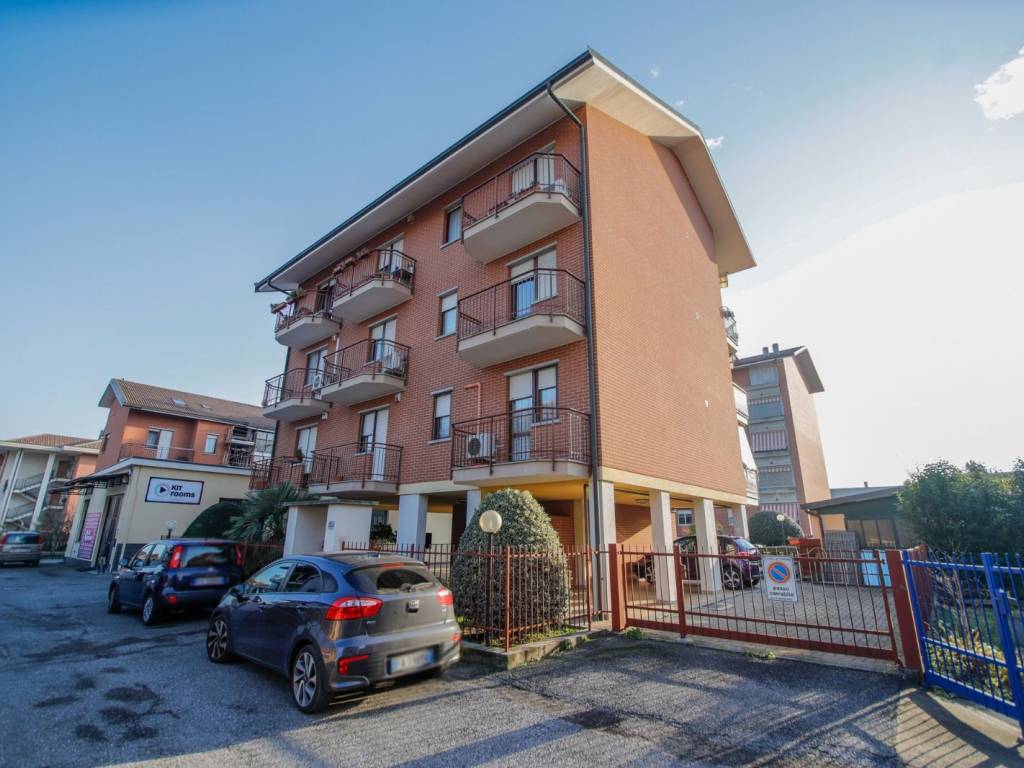 appartamento in vendita a Torino in zona Rosa