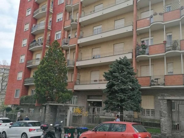 appartamento in vendita a Torino in zona Campidoglio