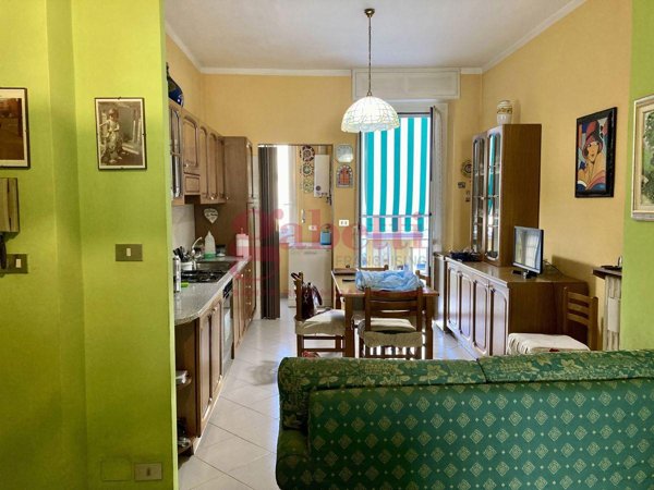 appartamento in vendita a Torino in zona Cit Turin