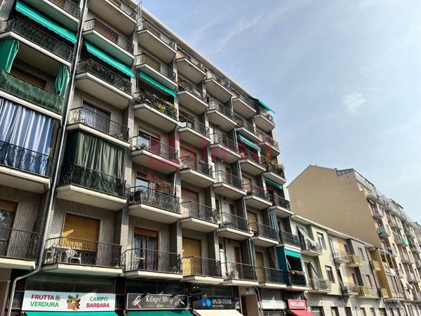 appartamento in vendita a Torino in zona Cit Turin