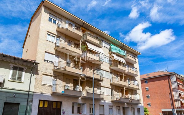 appartamento in vendita a Torino in zona Barca