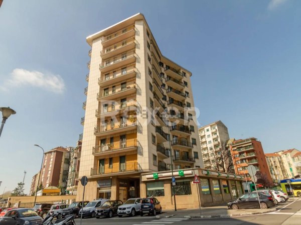 appartamento in vendita a Torino in zona Mirafiori Nord