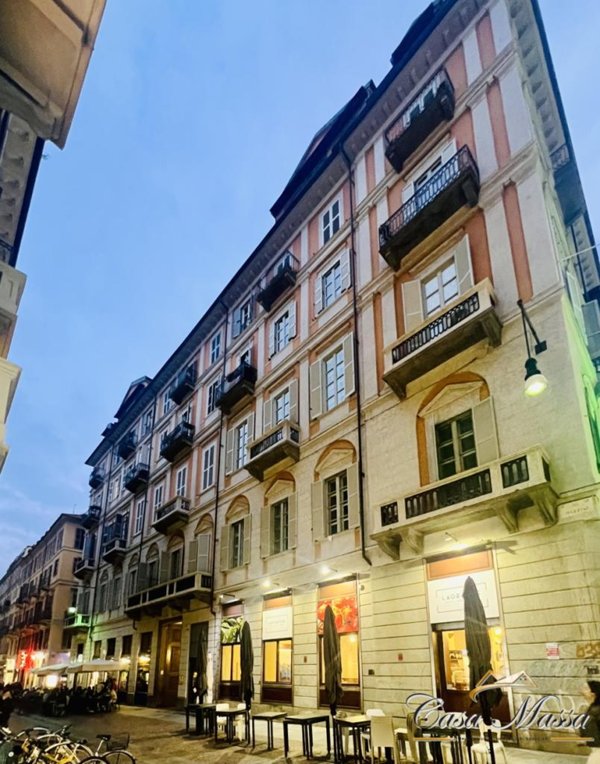 appartamento in vendita a Torino in zona Centro Storico