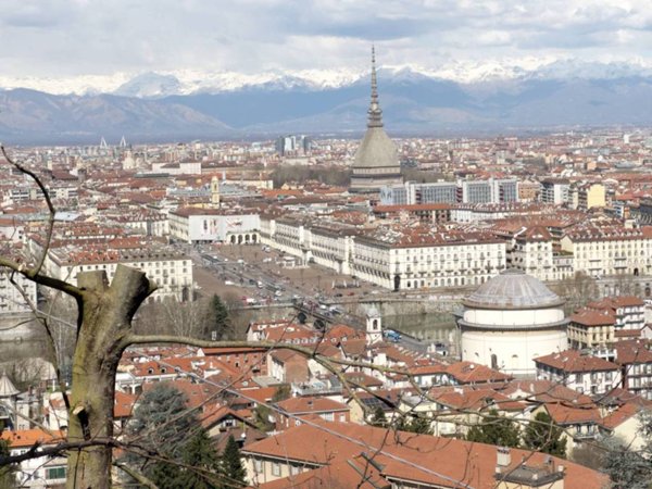 casa indipendente in vendita a Torino in zona Gran Madre