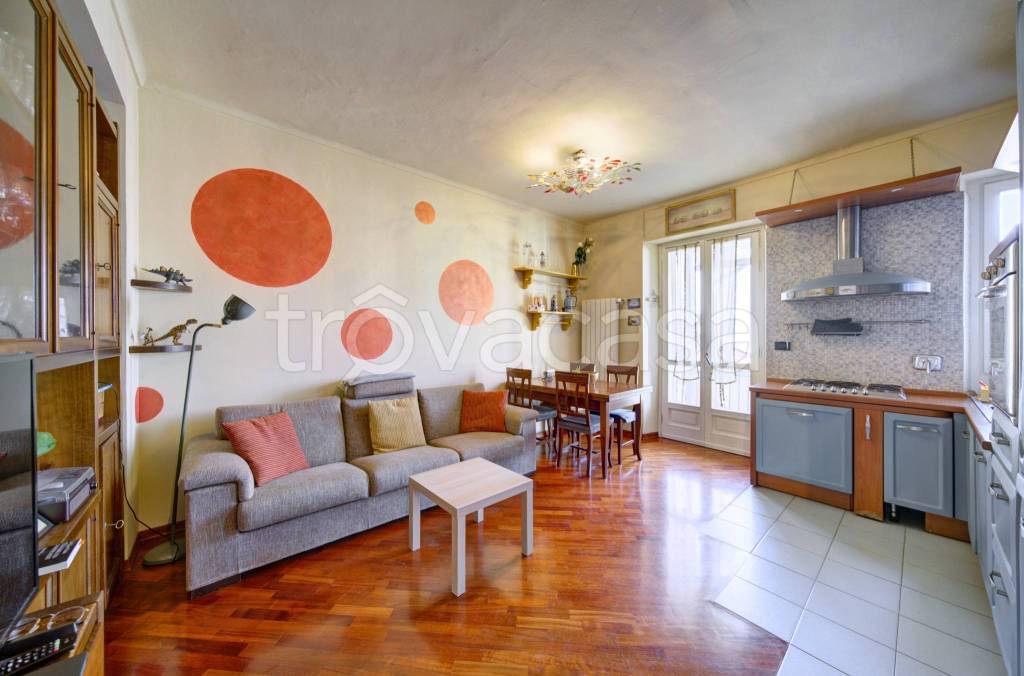 appartamento in vendita a Torino in zona Parella