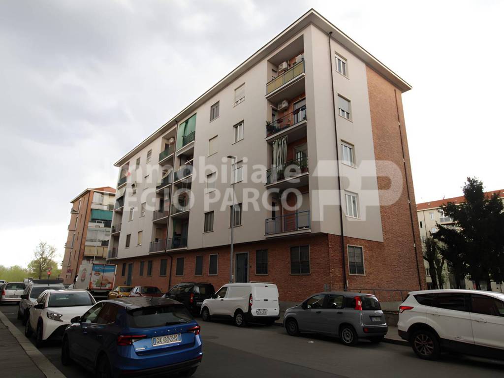 appartamento in vendita a Torino in zona Bertolla
